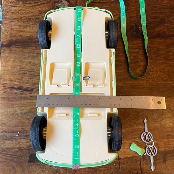 Barbie VW Volkswagen Mint Green Beetle Bug w/ 2 keys on key ring Mattel 2000 - Picture 14 of 16